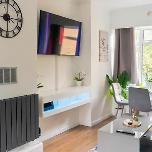 Apartment Modern 1 Bed In Greenwich - Wifi - Netflix And Stations Nearby, London