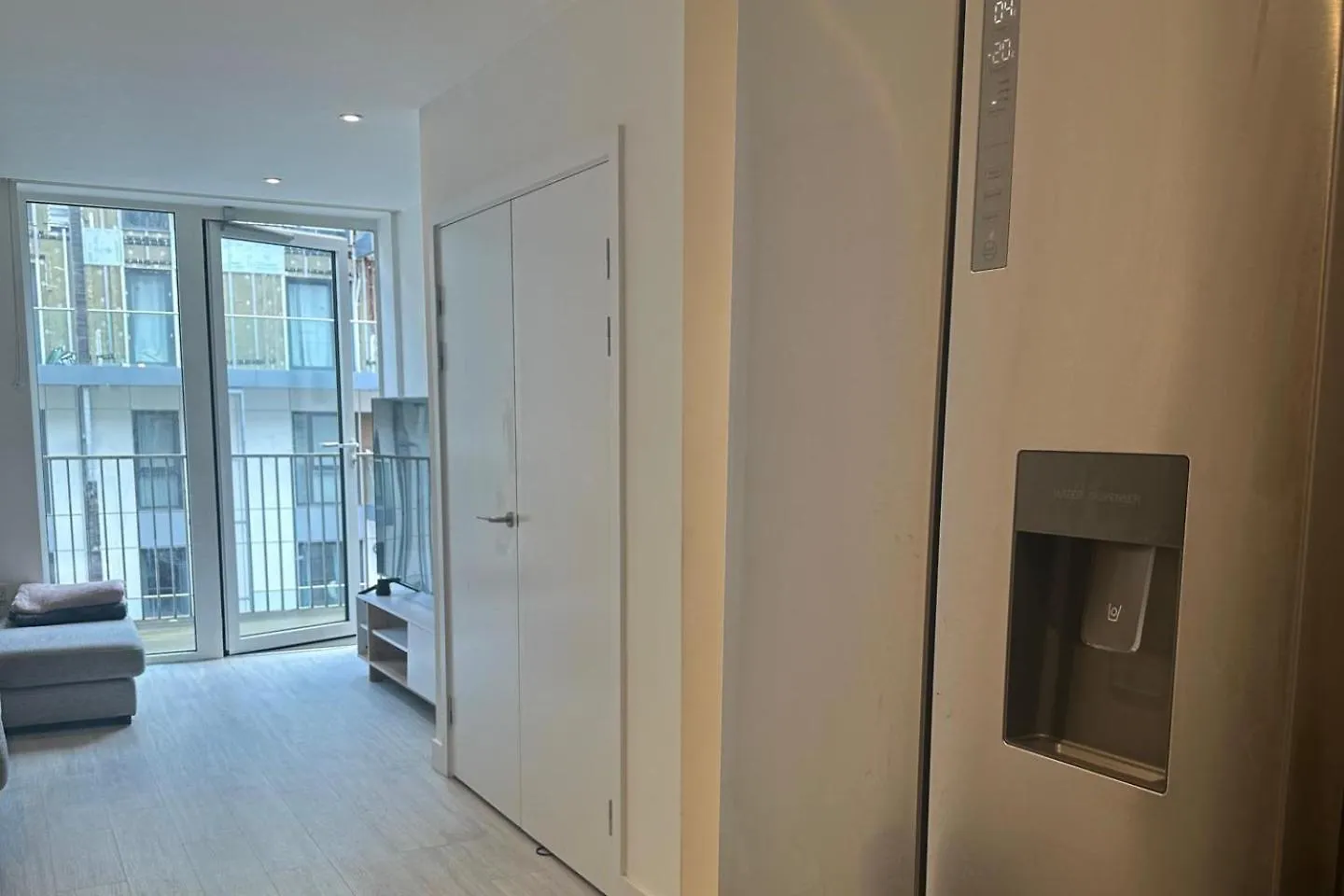 Apartment Cosy Thameside Retreat In North Greenwich London